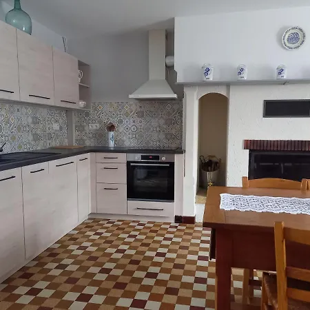 De Bazeille * Saint-Avit-Sénieur