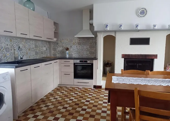 De Bazeille * Saint-Avit-Sénieur